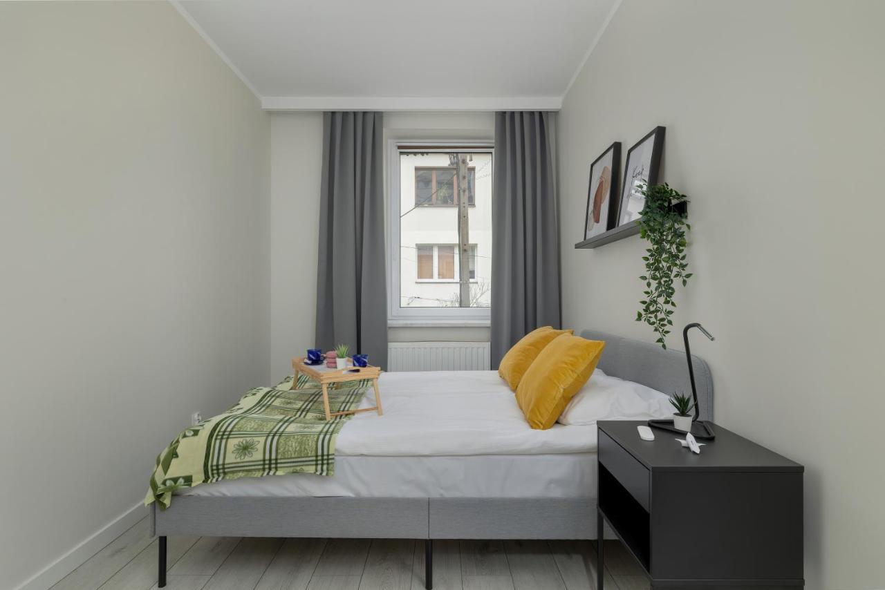 Apartment Office - 2-bedroom Corpo-stay In By Renters